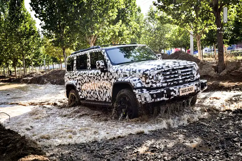 实拍坦克300，越野诚意满满