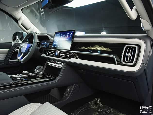 细节处理和层次感做的也很到位