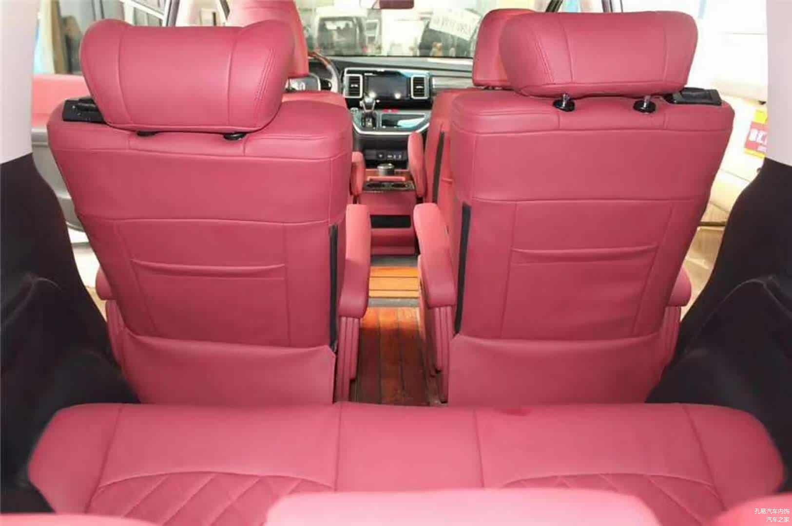 七座版，地板、脚踏、包覆隔音；