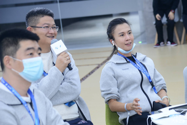 销售经理全国五强：北京盈之宝 郭云鹏 （中）