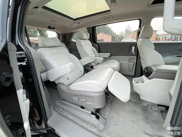 库斯途第二排空间