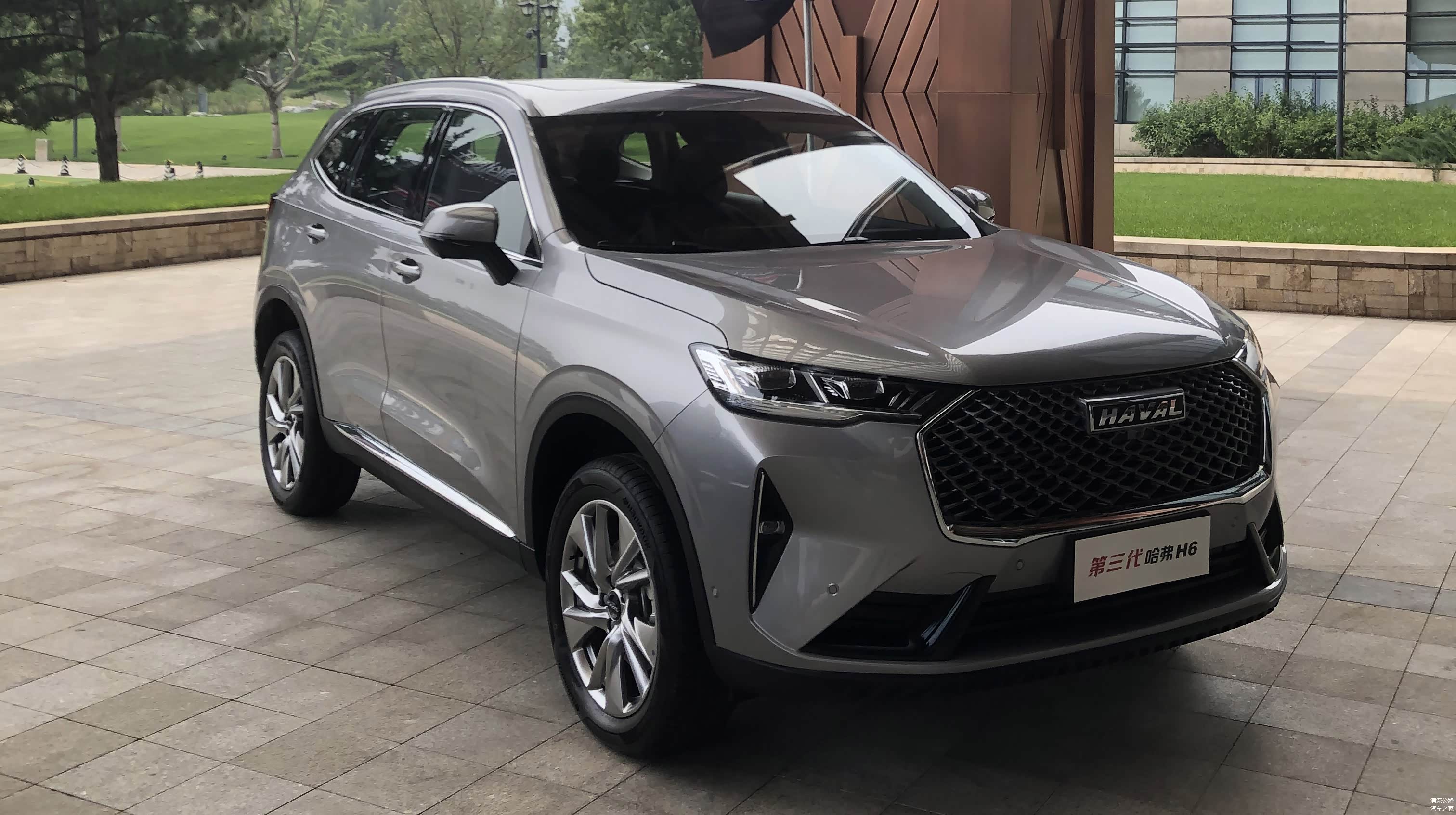 第三代哈弗H6雁栖湖亮相
