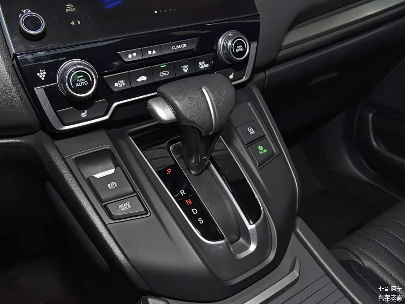 本田CVT变速器的平顺性是有口皆碑的，非常合适大部分追求轻松惬意驾驶感的人士使用
