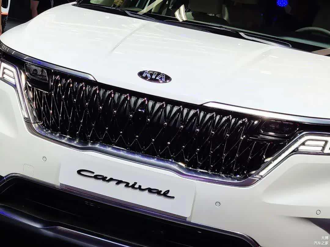 全新起亚Carnival“嘉华”