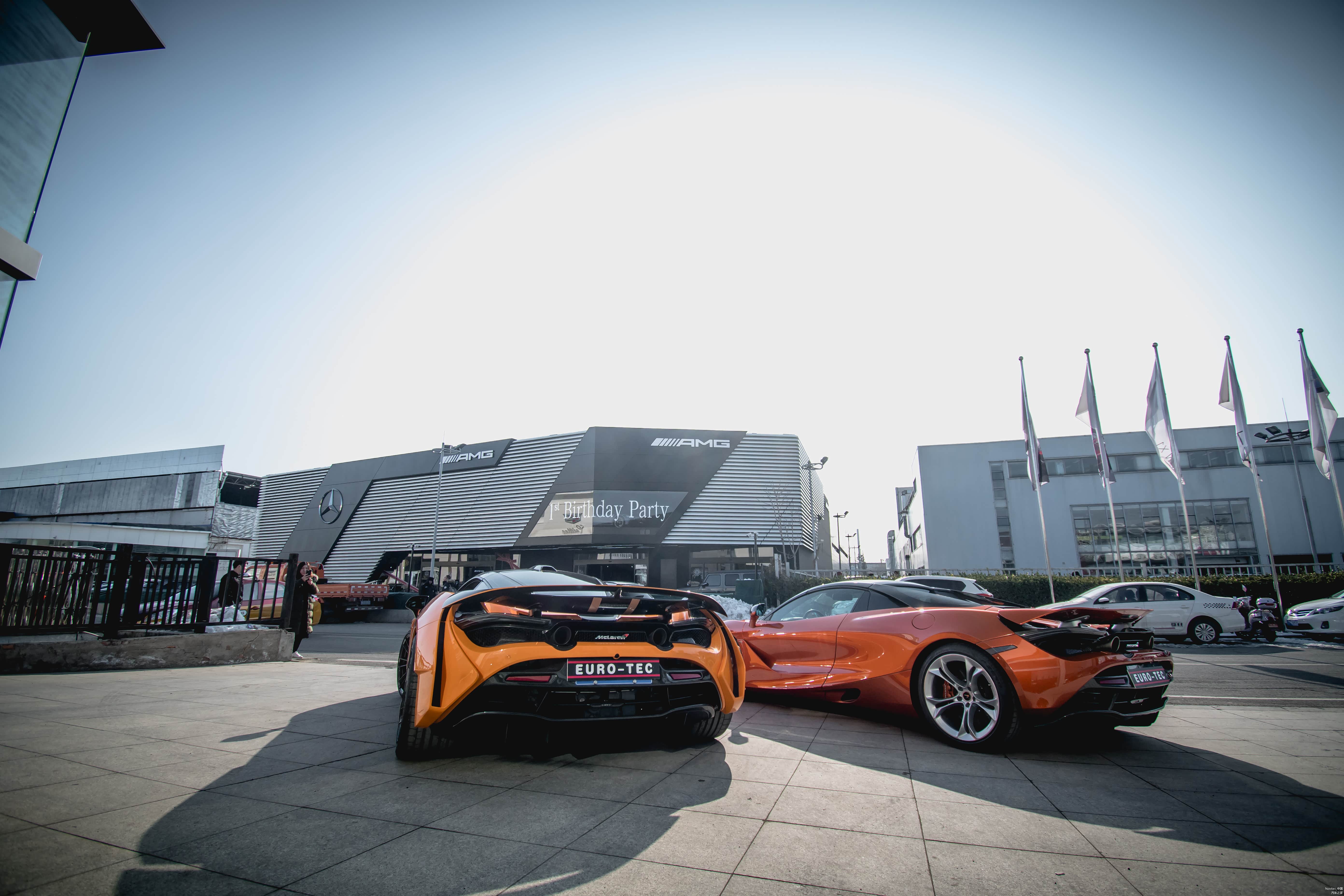 （右边为改装前，左边为改装后）