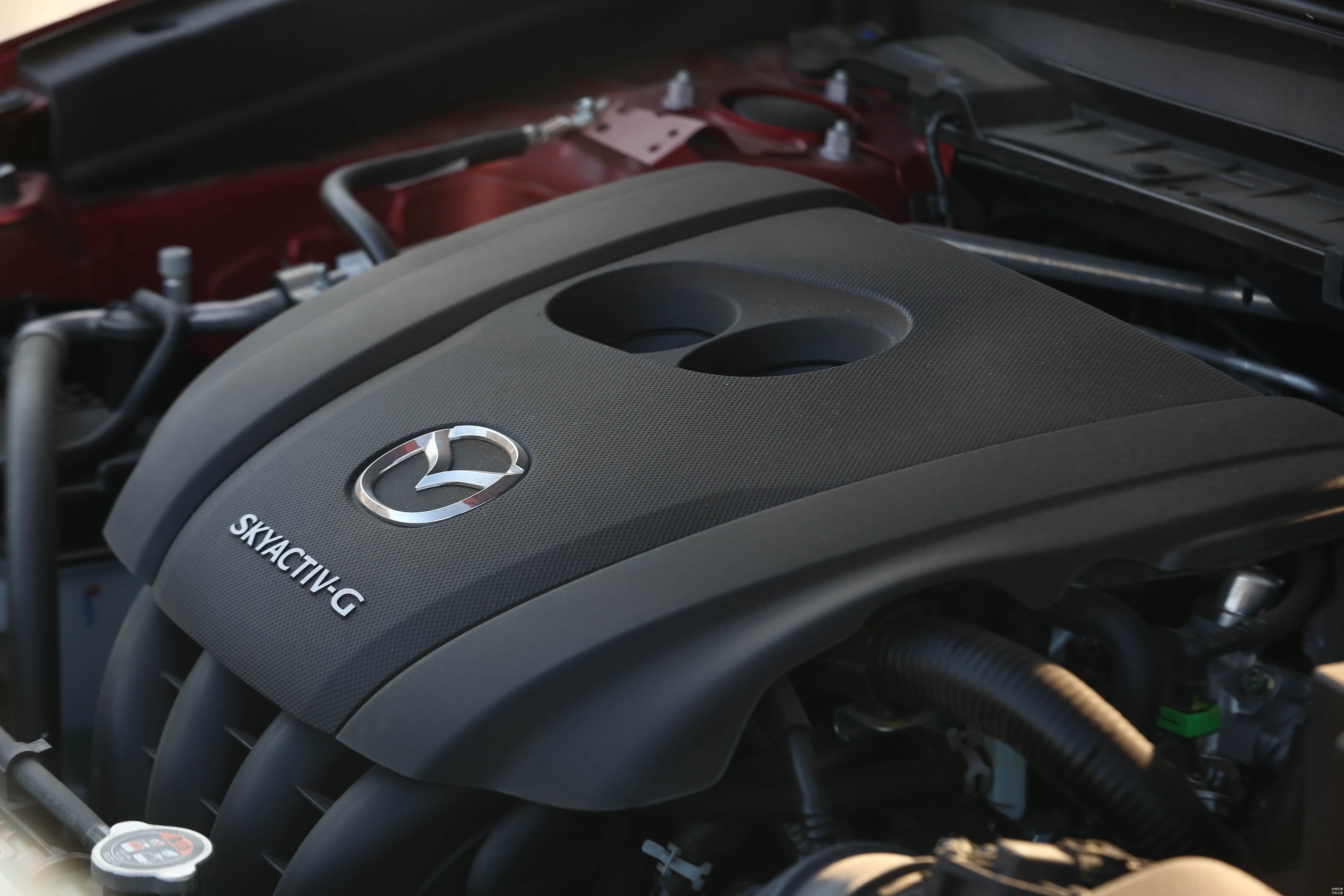 2.0L自然吸气发动机