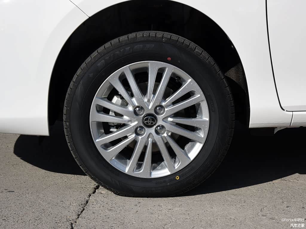 威驰的制动系统为前盘后鼓式