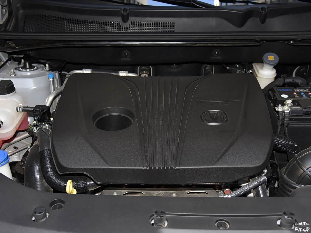 CS75 PLUS有1.5T及2.0T两种动力六款车型可选，两款发动机的口碑都不错