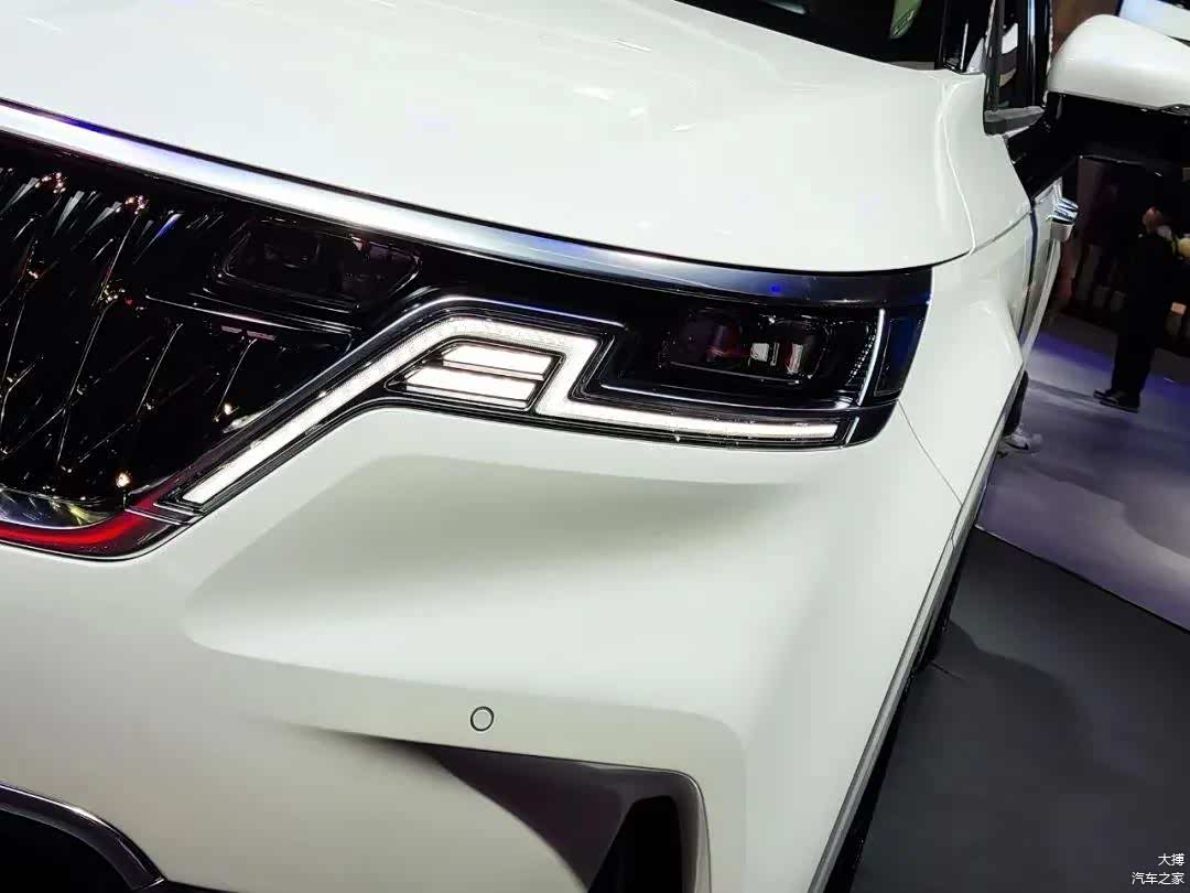 全新起亚Carnival“嘉华”