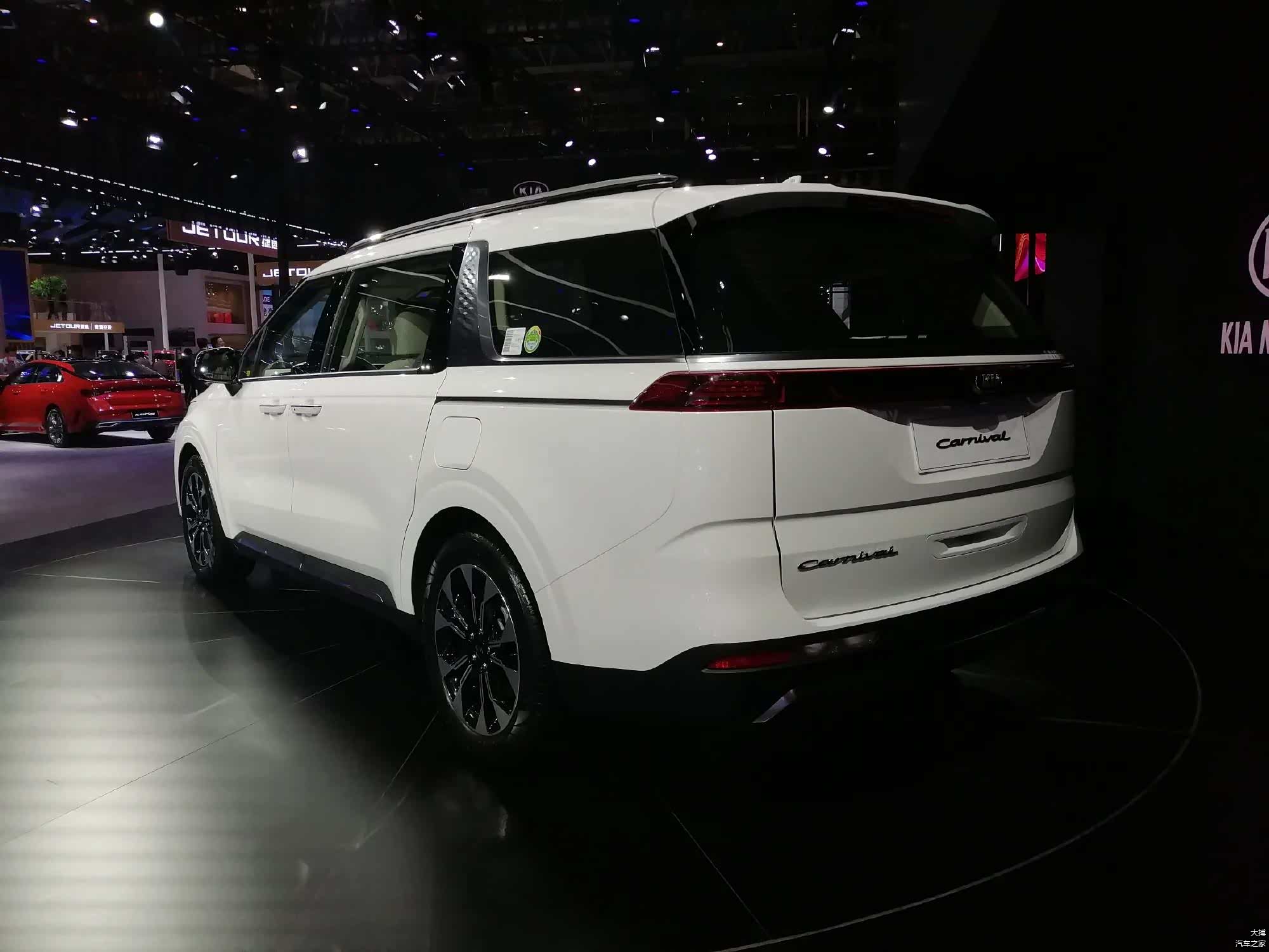 全新起亚Carnival“嘉华”