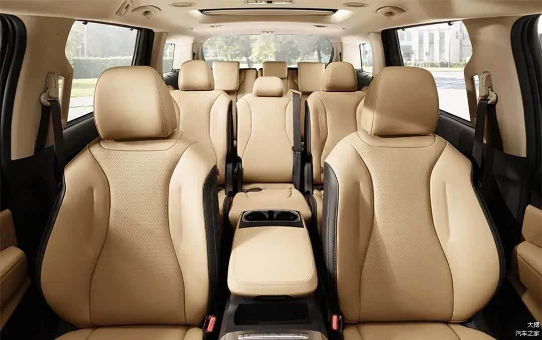 全新起亚Carnival“嘉华”8座布局