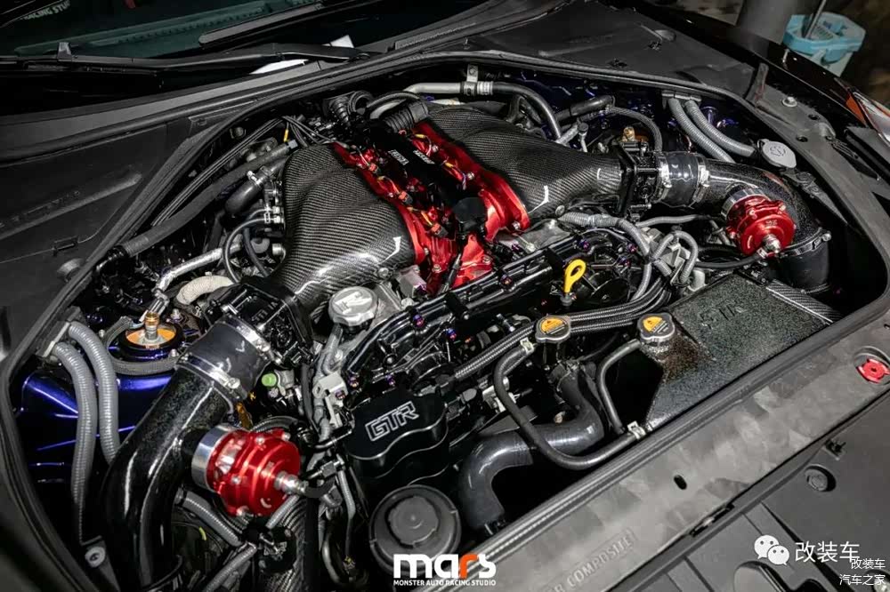 千匹日产GT-R R35了解一下？玩过法拉利458后还是觉得R35香_车家号_发现车生活_汽车之家