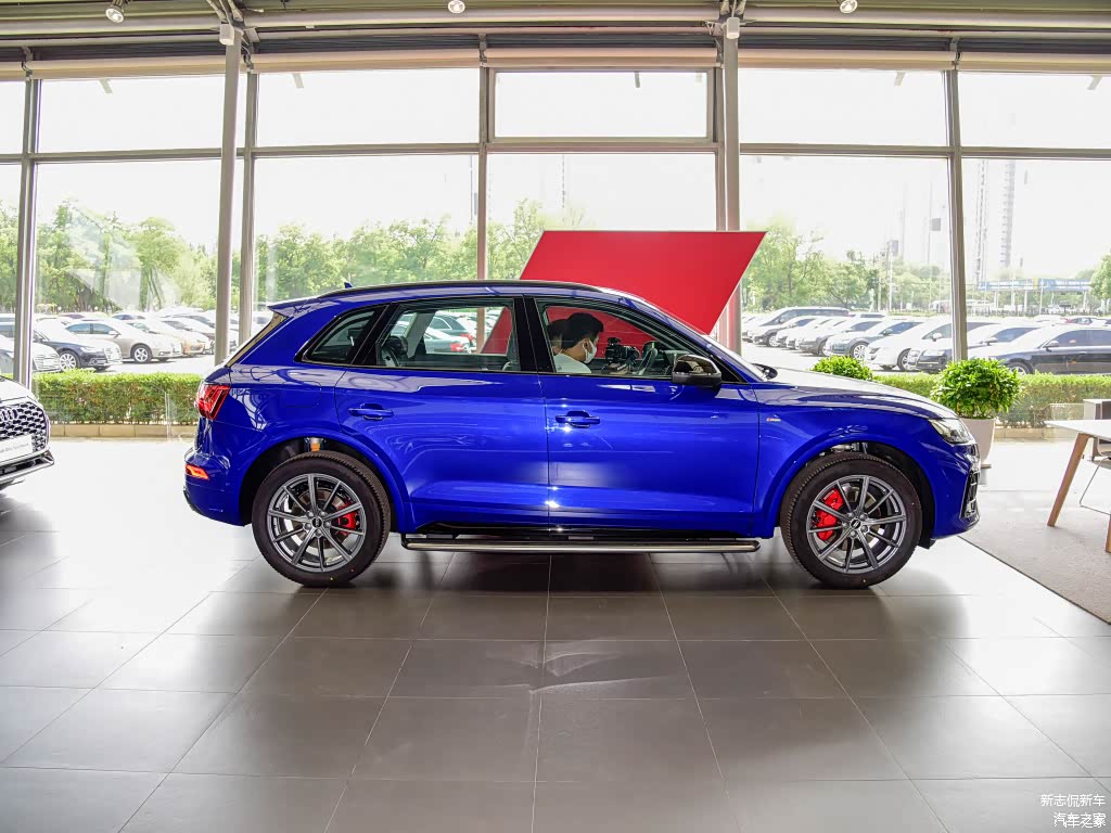 配图为2021款 45 TFSI 臻选动感型