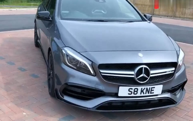 不比性能比颜值奥迪rs3vs奔驰a45amg