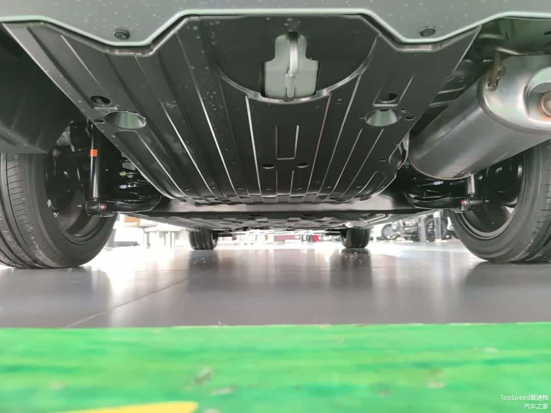 后悬依然为扭力梁非独立悬架