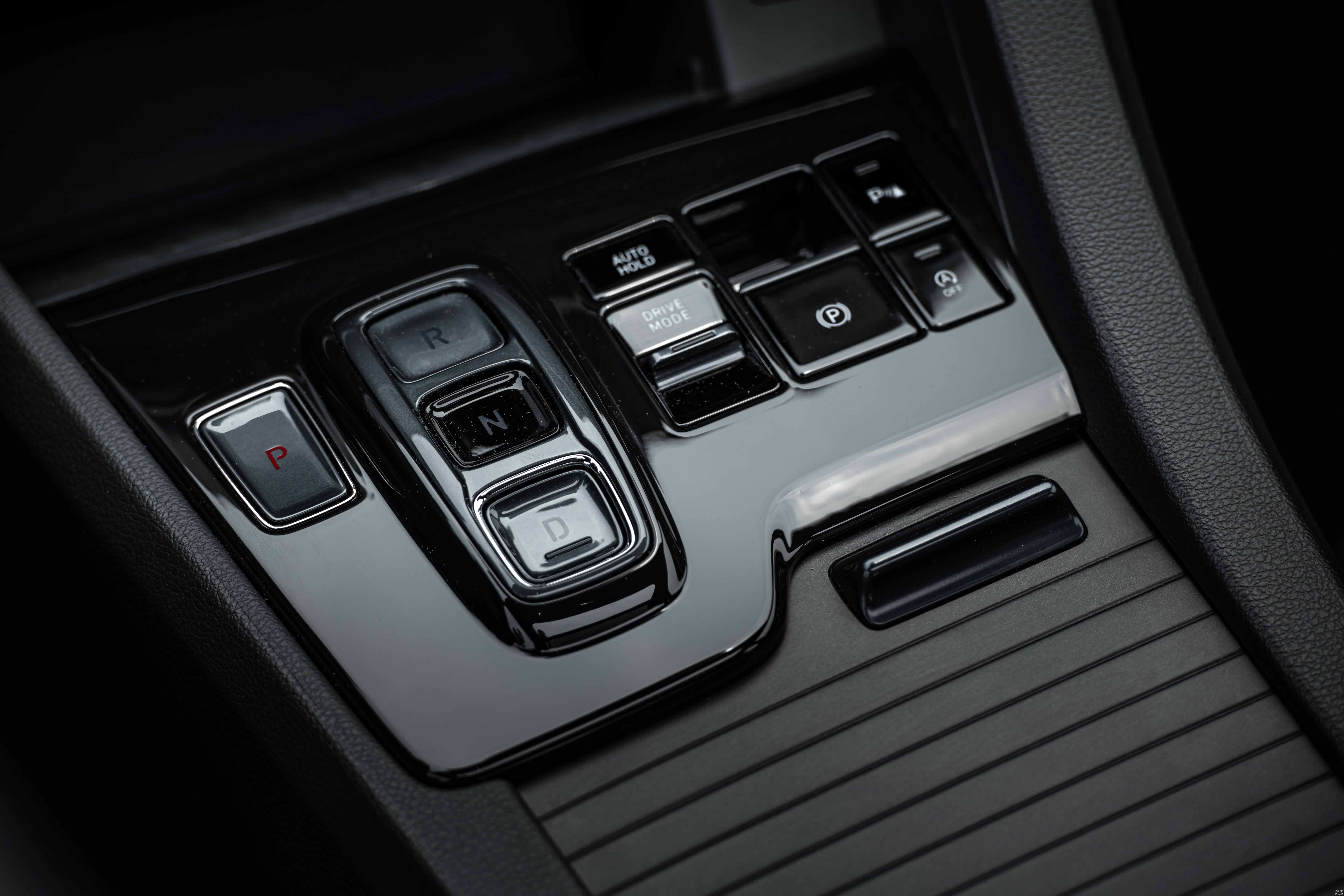 按键式换挡机构