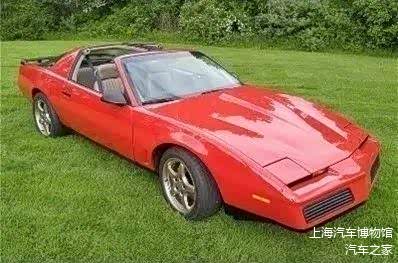 Pontiac Firebird Trans Am跑车