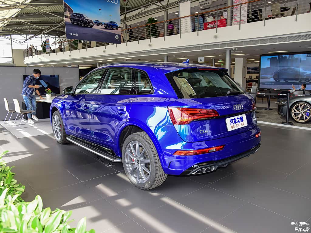 配图为2021款 45 TFSI 臻选动感型