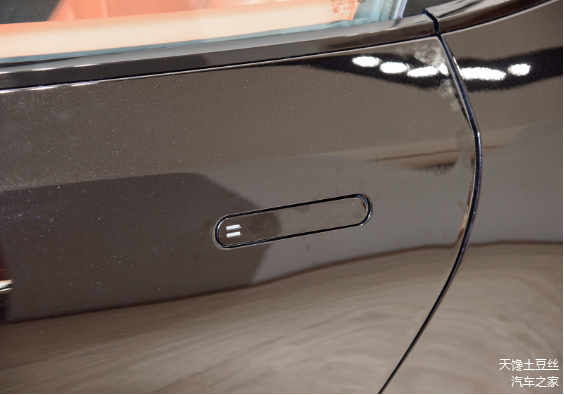 感应式隐形门拉手