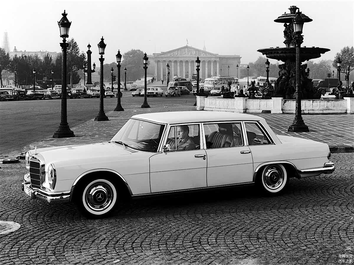 Mercedes-Benz 600