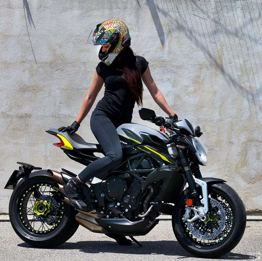 MV Agusta Brutale 800RR.