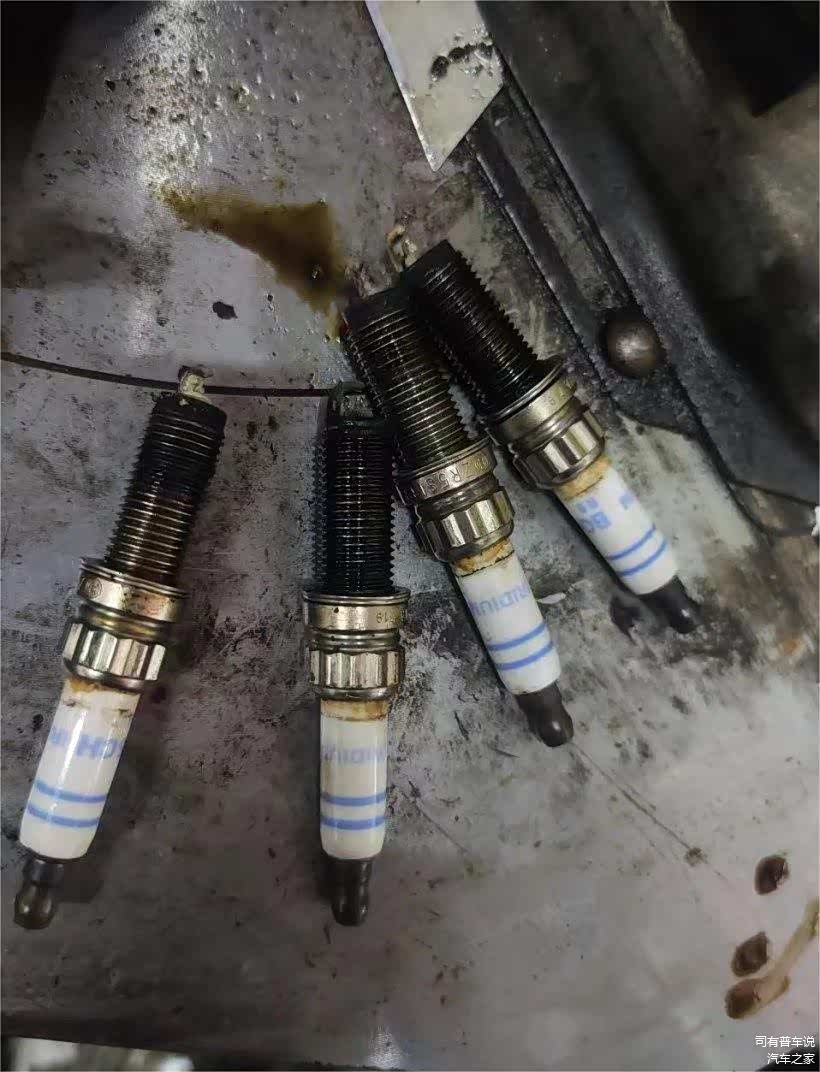 四兄弟的合影，你们已经完成使命，可以光荣下岗了。