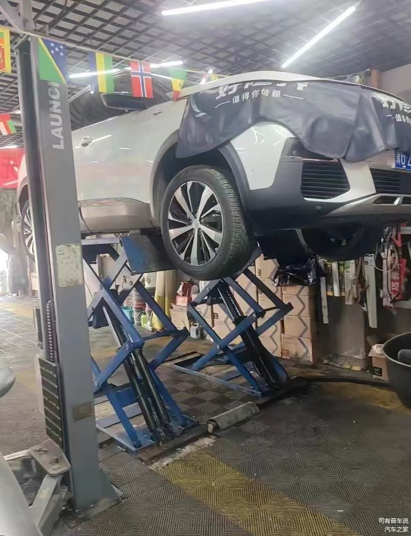 上举升机，准备重力放机油