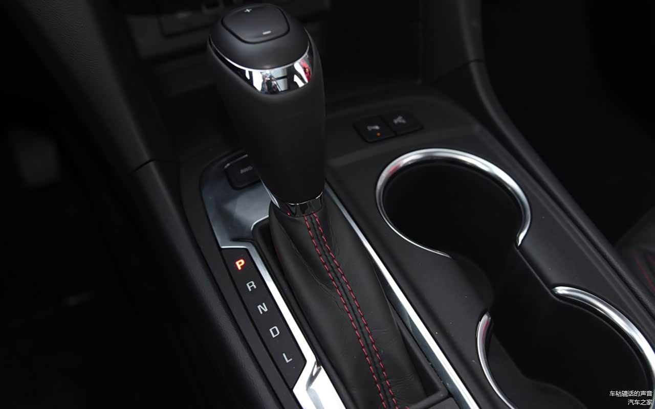 探界者2.0T+9ATRedline高性能版本