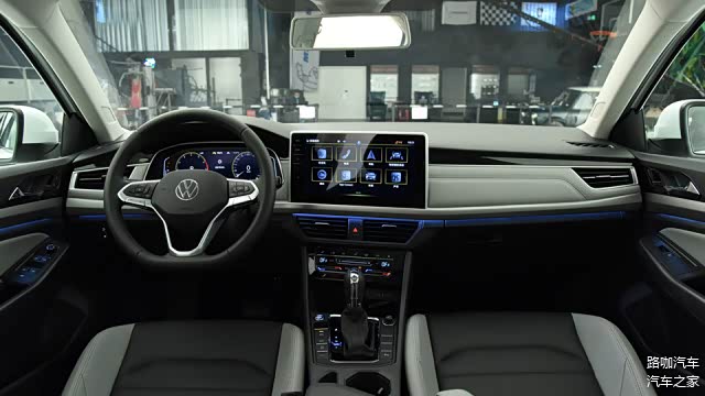 （图为宝来 280TSI DSG尊行版）