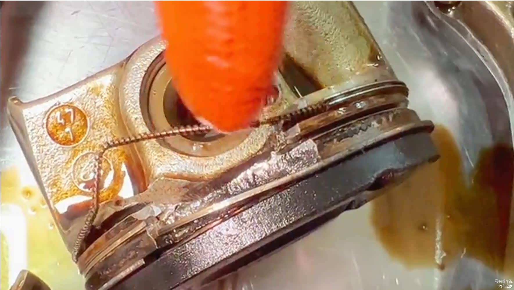 积碳过多导致活塞震碎