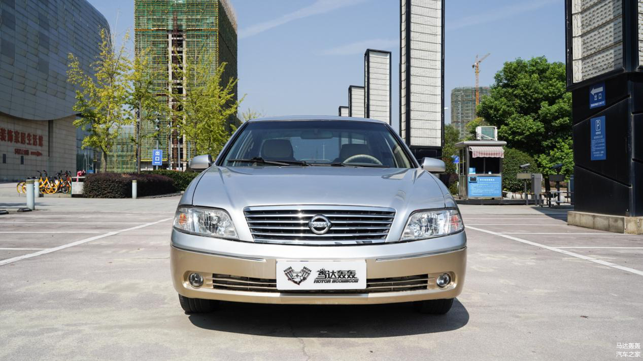 底子好，并不用花大价钱去整备翻新，基本上更换一些小配件，油漆就行了。