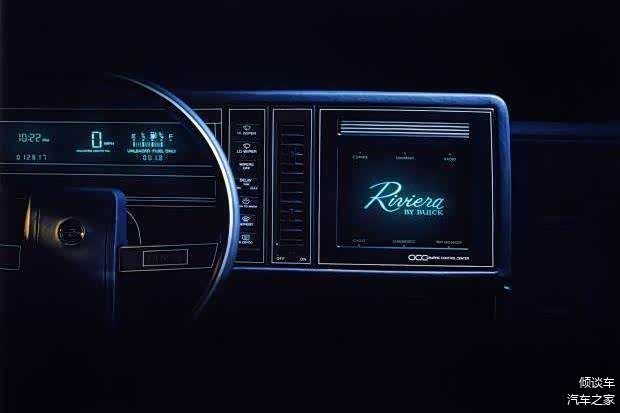 世界上第一款触摸中控屏的车型是1986年的别克Rivera