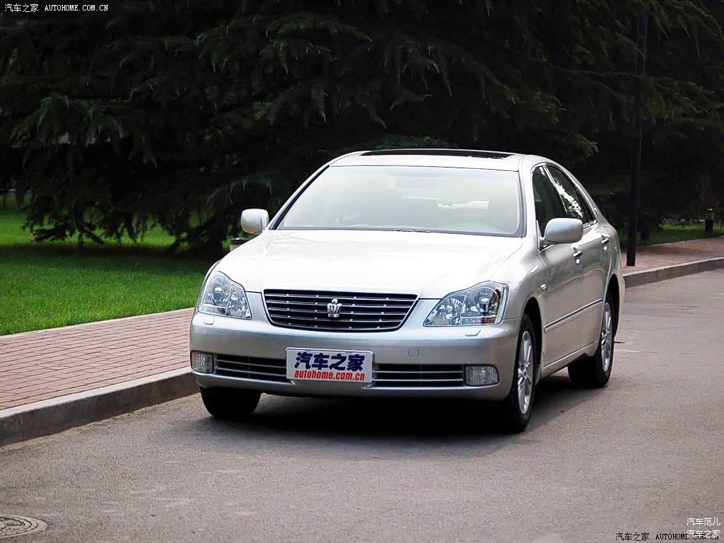 第12代皇冠/引自汽车之家图库