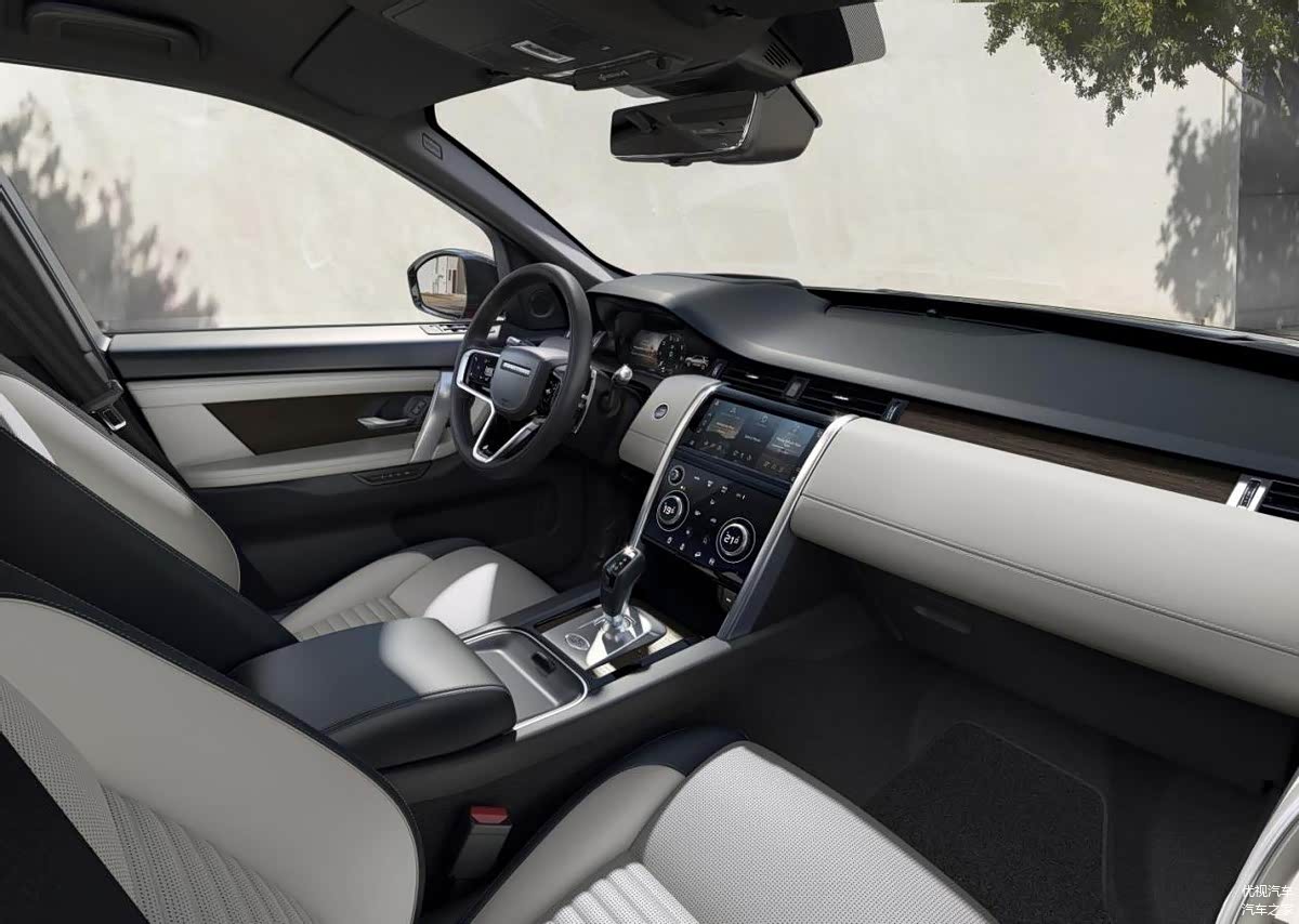 （2023款路虎发现运动版内饰图）