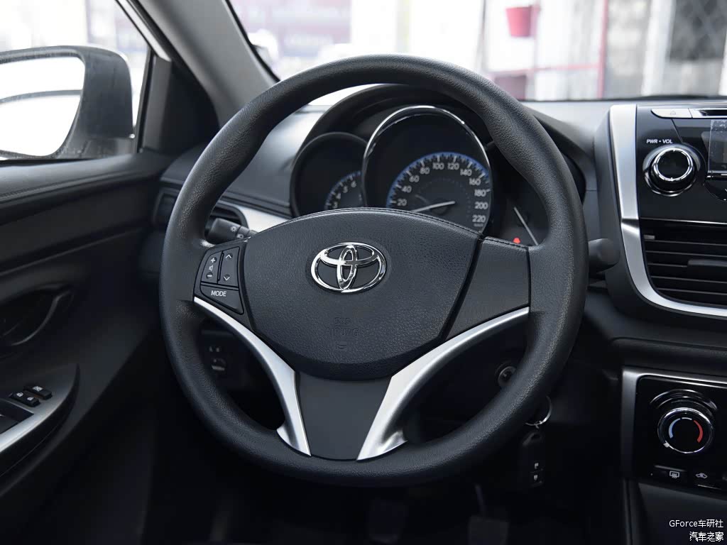 方向盘音量调节