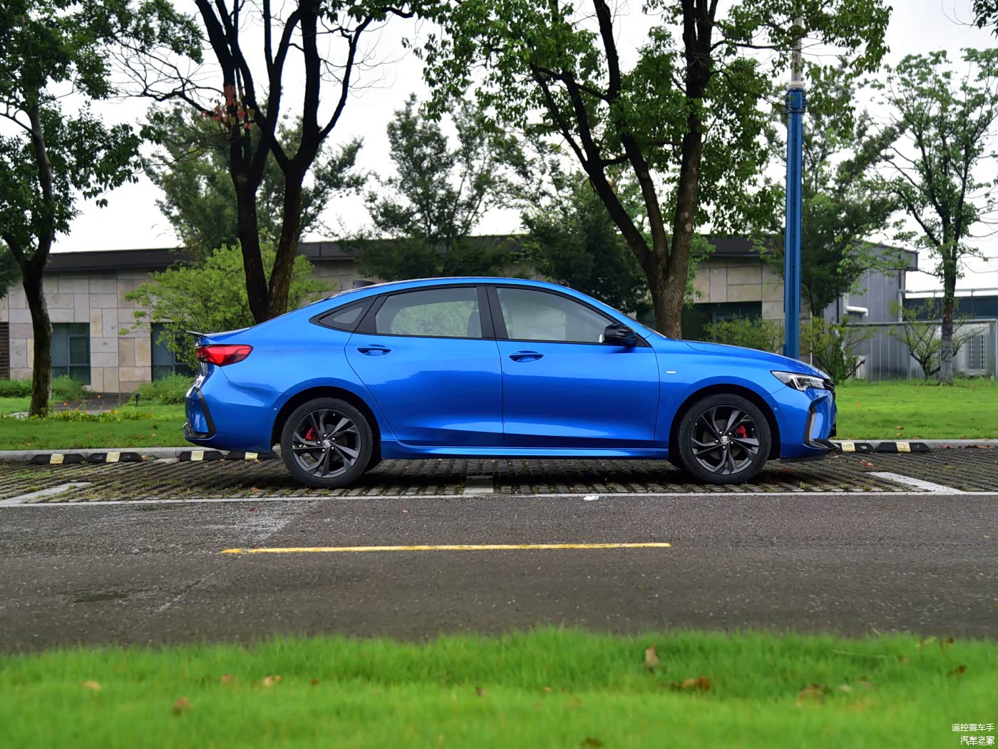 2022款重新换装高功率四缸发动机