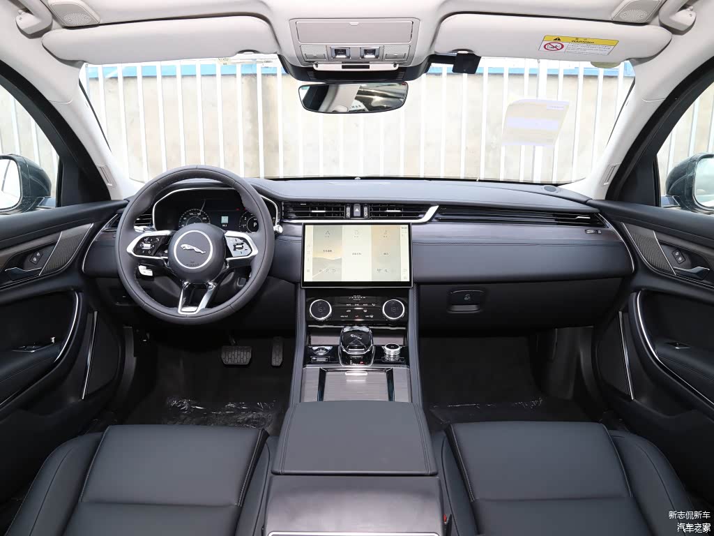 配图为2021款 XFL 2.0T P200 两驱精英豪华版