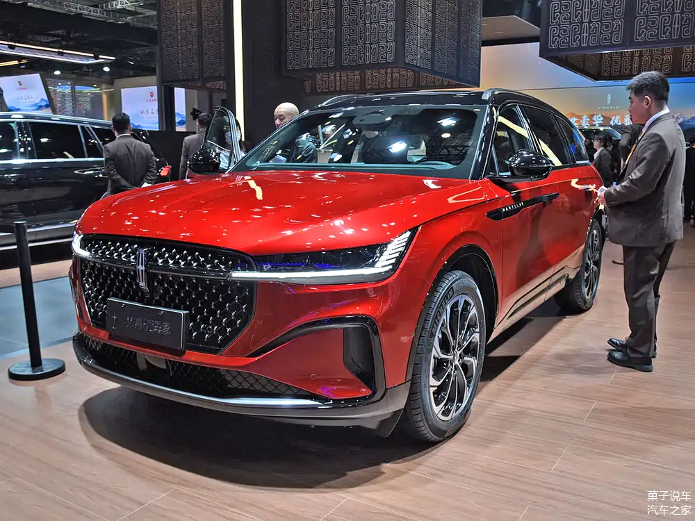 售38.68万元/专属配色,林肯航海家亚特兰蒂斯版到店