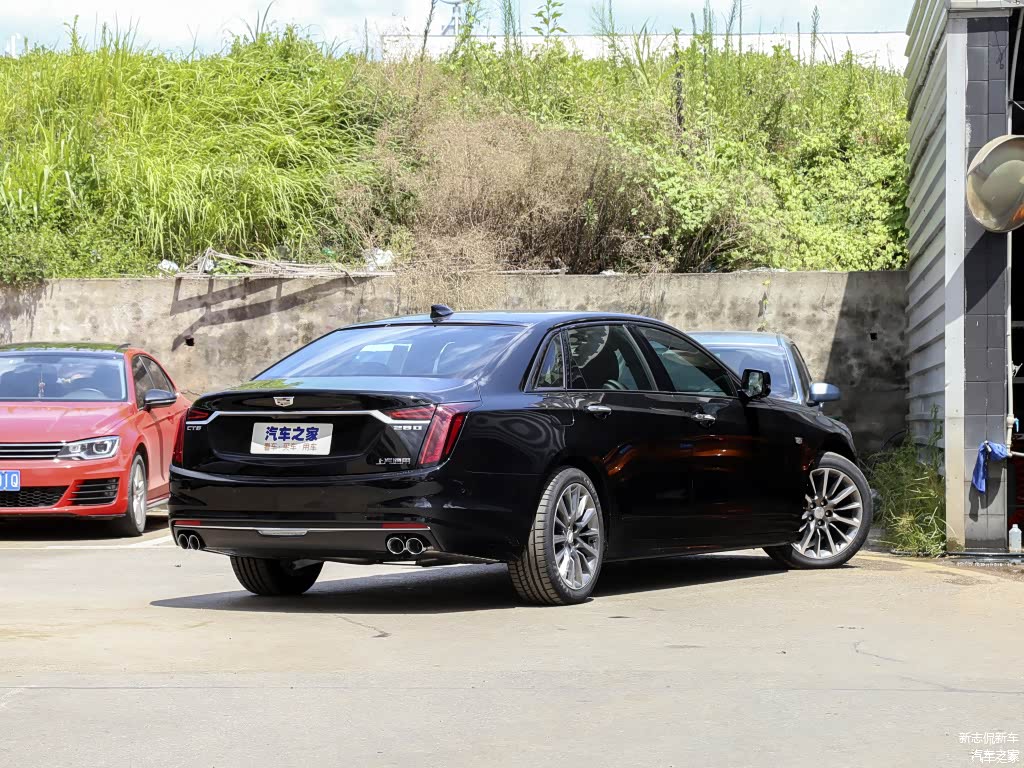 配图为2021款 28T 旗舰超级巡航型