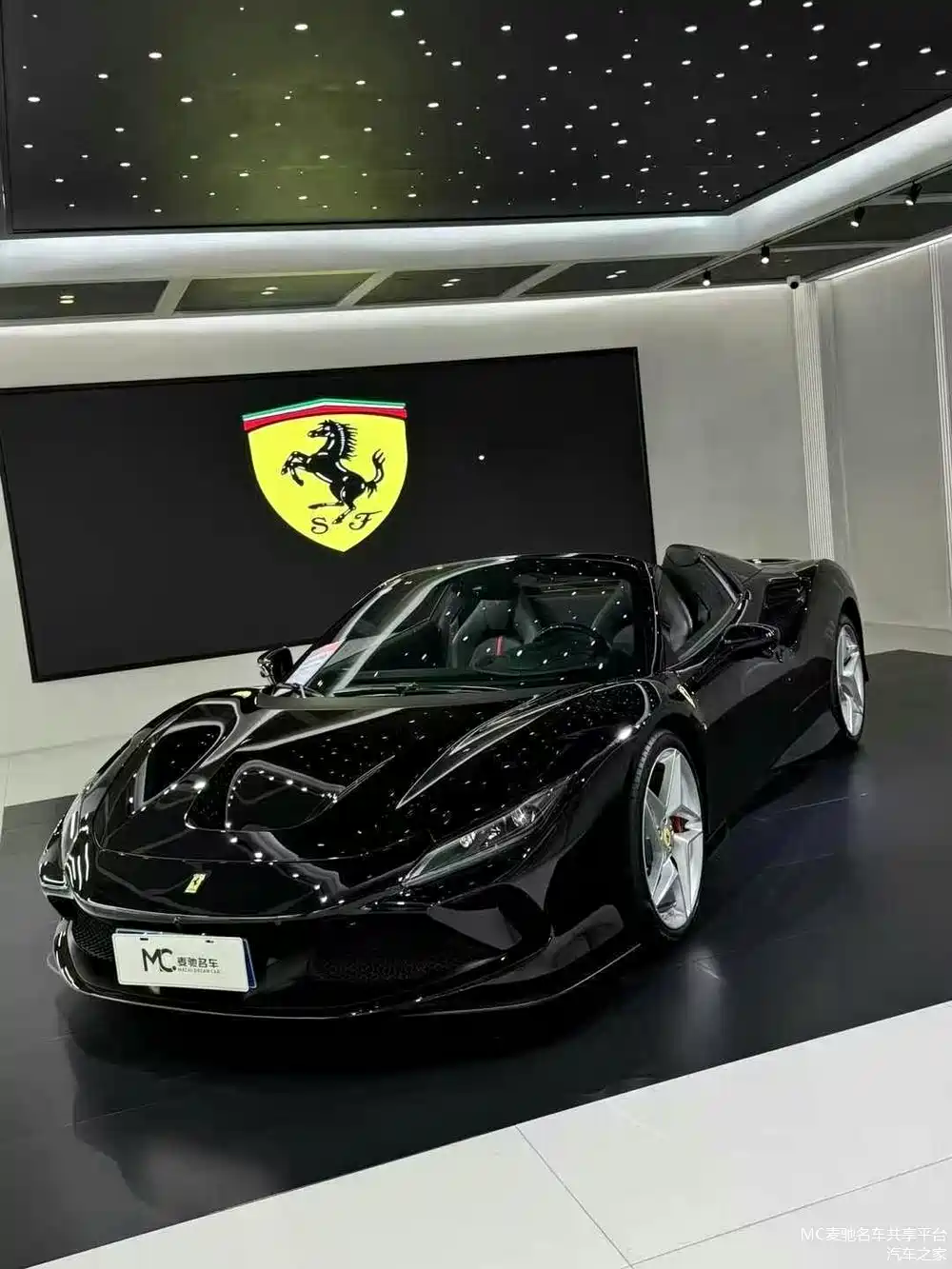 最新到店 22年法拉利f8 spider 敞篷,黑武士配色