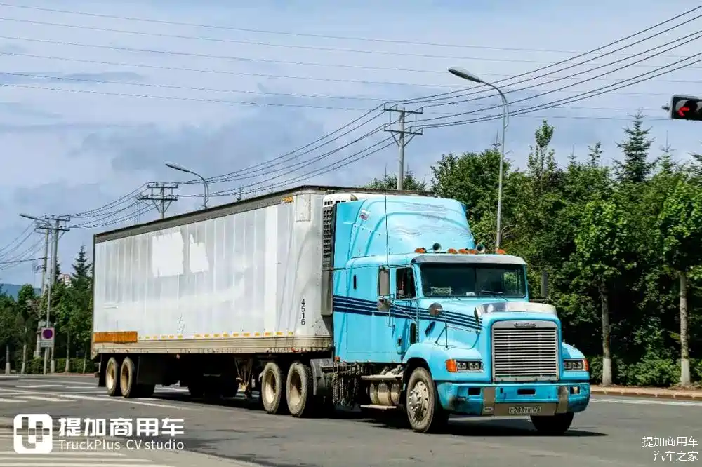 真羡慕俄罗斯卡车市场的包容性,绥芬河口岸实拍俄罗斯卡车