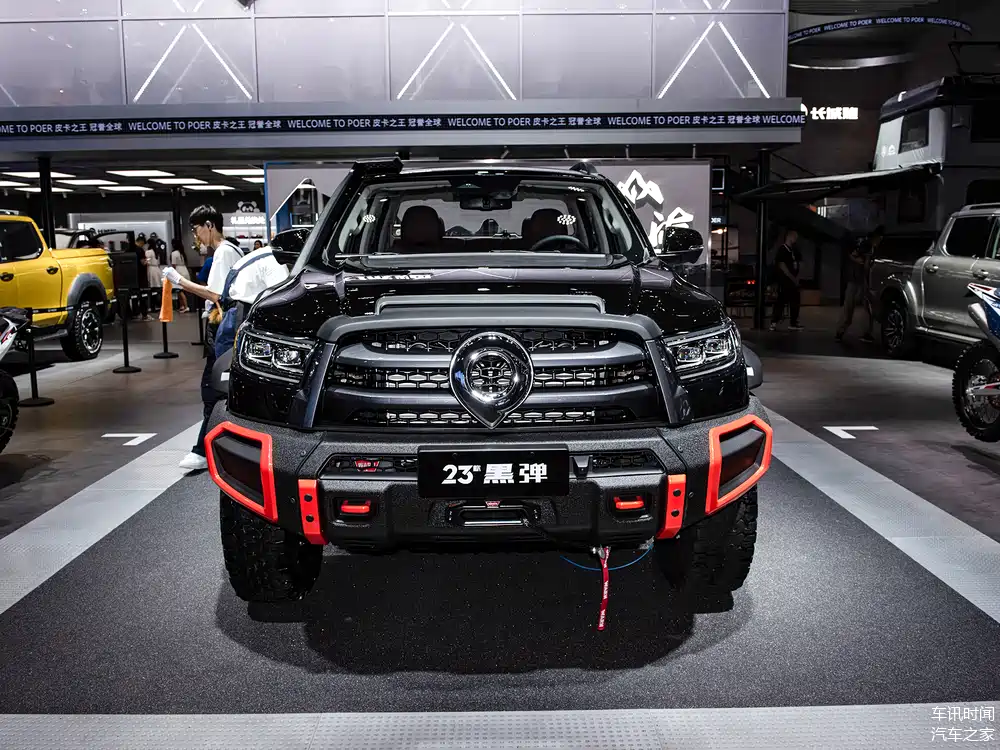 长城炮黑弹版皮卡车中的机甲风格