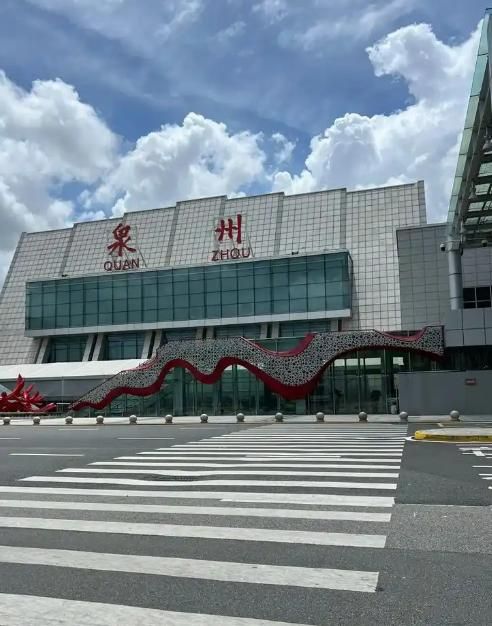 泉州晋江机场停车费,停车多少钱一天