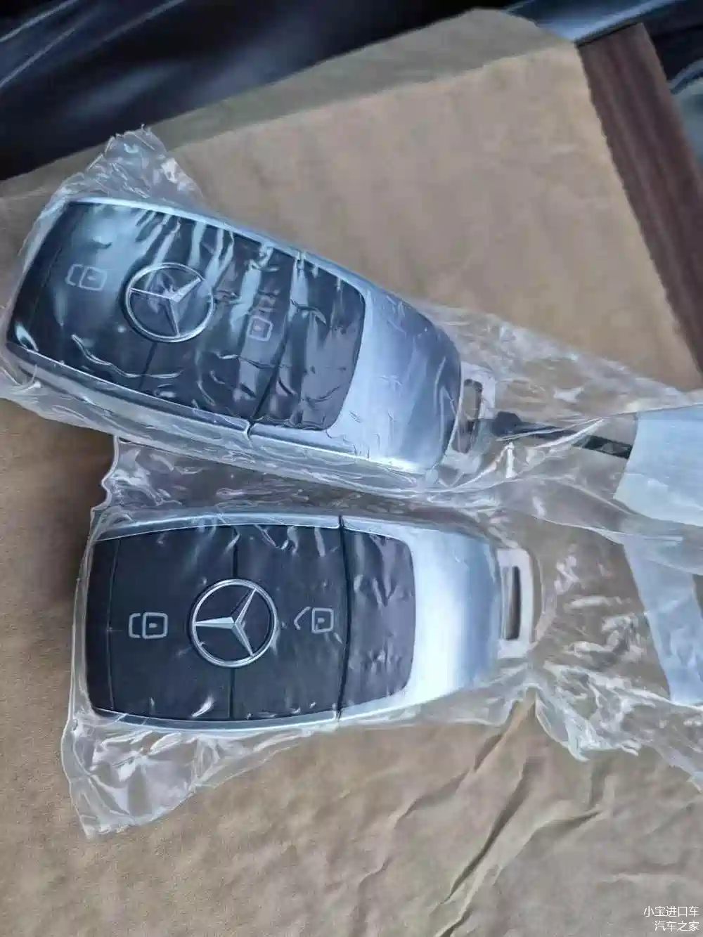 25款 奔驰 g450d  黑/棕 柴油   港口现车