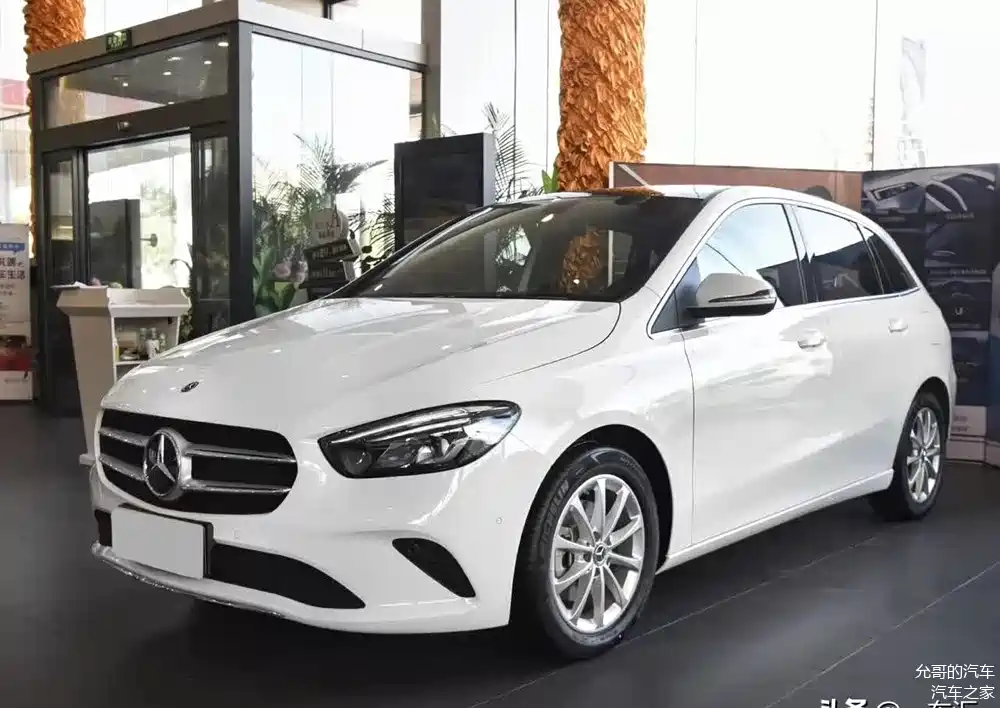 20多万元奔驰新一代b200,网友:国产a级上市后,这车还香吗