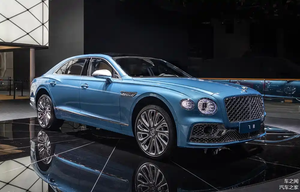 宾利飞驰mulliner与飞驰插电混动遨世版于广州车展首发