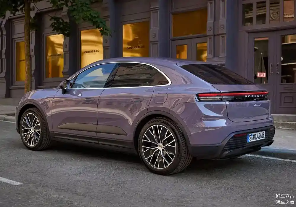 2024北京车展:保时捷纯电动macan公布售价72.80万元起