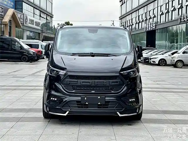 福特黑武士七座版谁商务车,全新升级新款现车