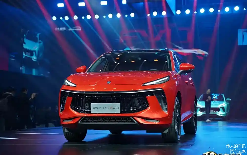 东风风行t5evo首发亮相广州车展与公众见面