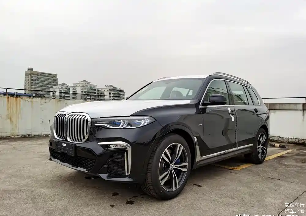 宝马x7xdrive40i尊享型m运动套装:它乃是宝马x7最值得入手的车型